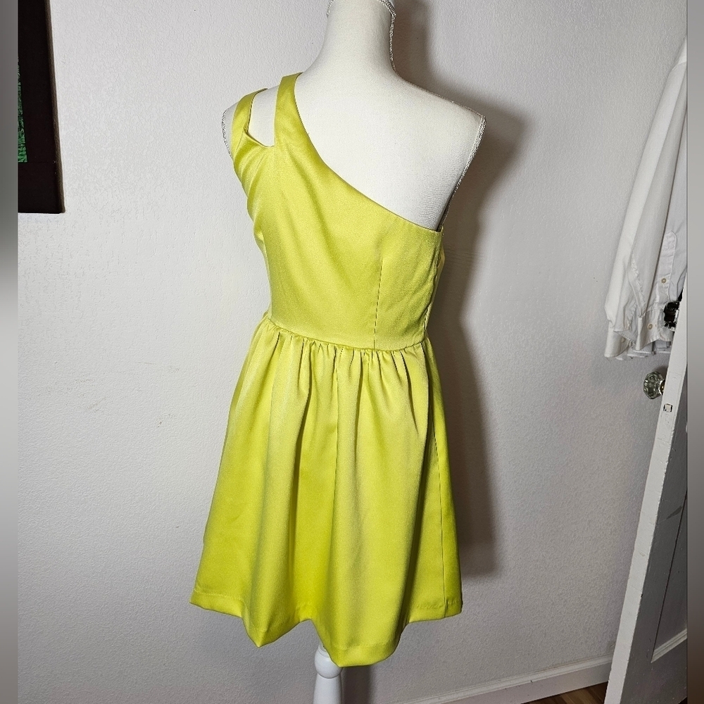 Eric & Lani Lime Green One Shoulder Studded Cocktail Dress Women's Size Large - Picture 6 of 9
